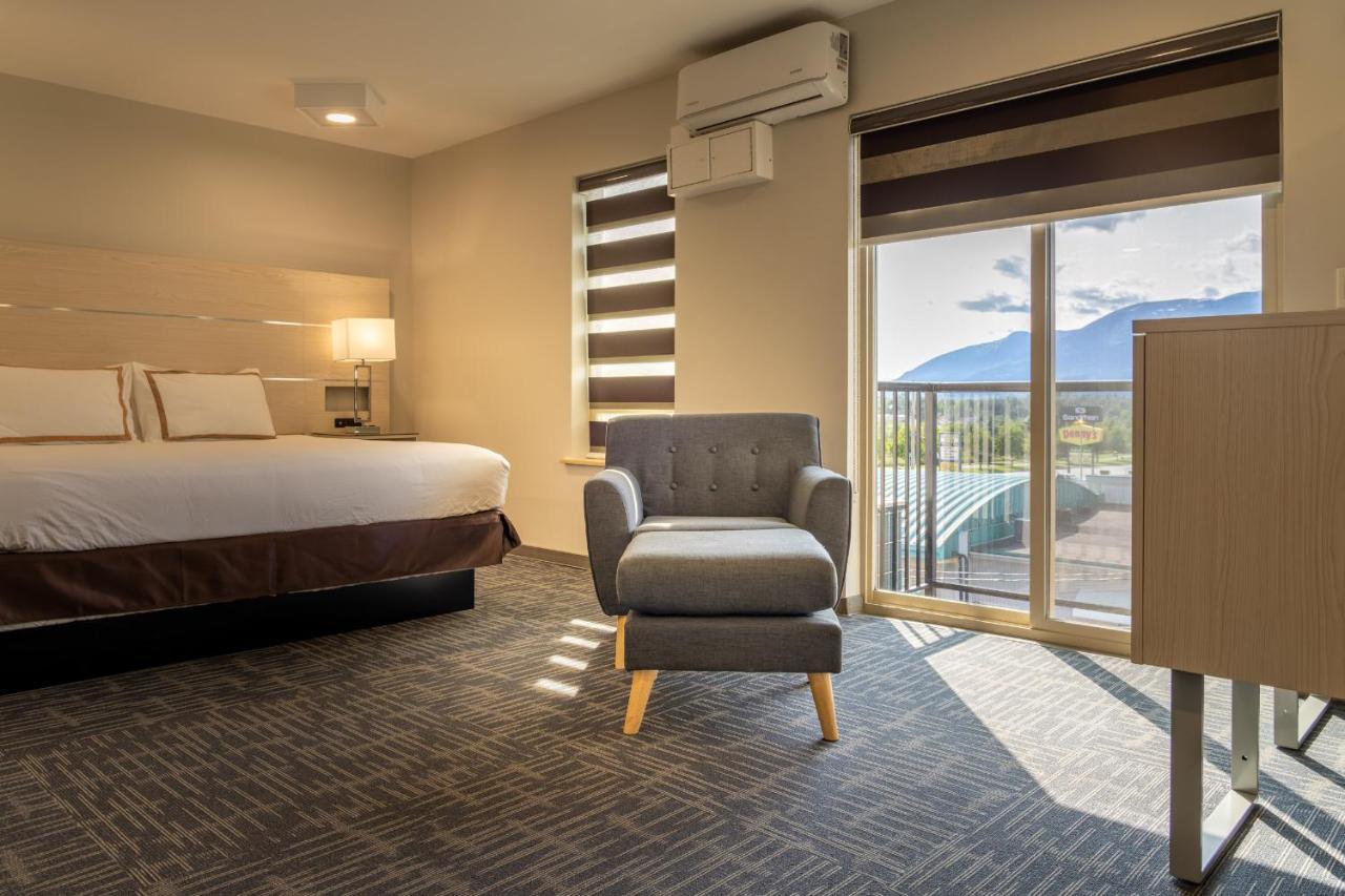 Quality Inn Sunshine Suites Terrace Bagian luar foto