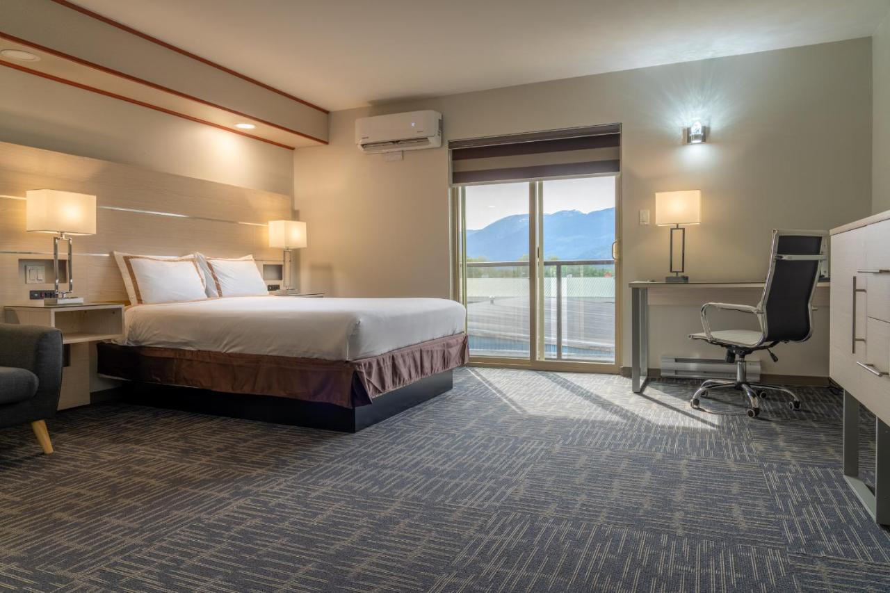 Quality Inn Sunshine Suites Terrace Bagian luar foto
